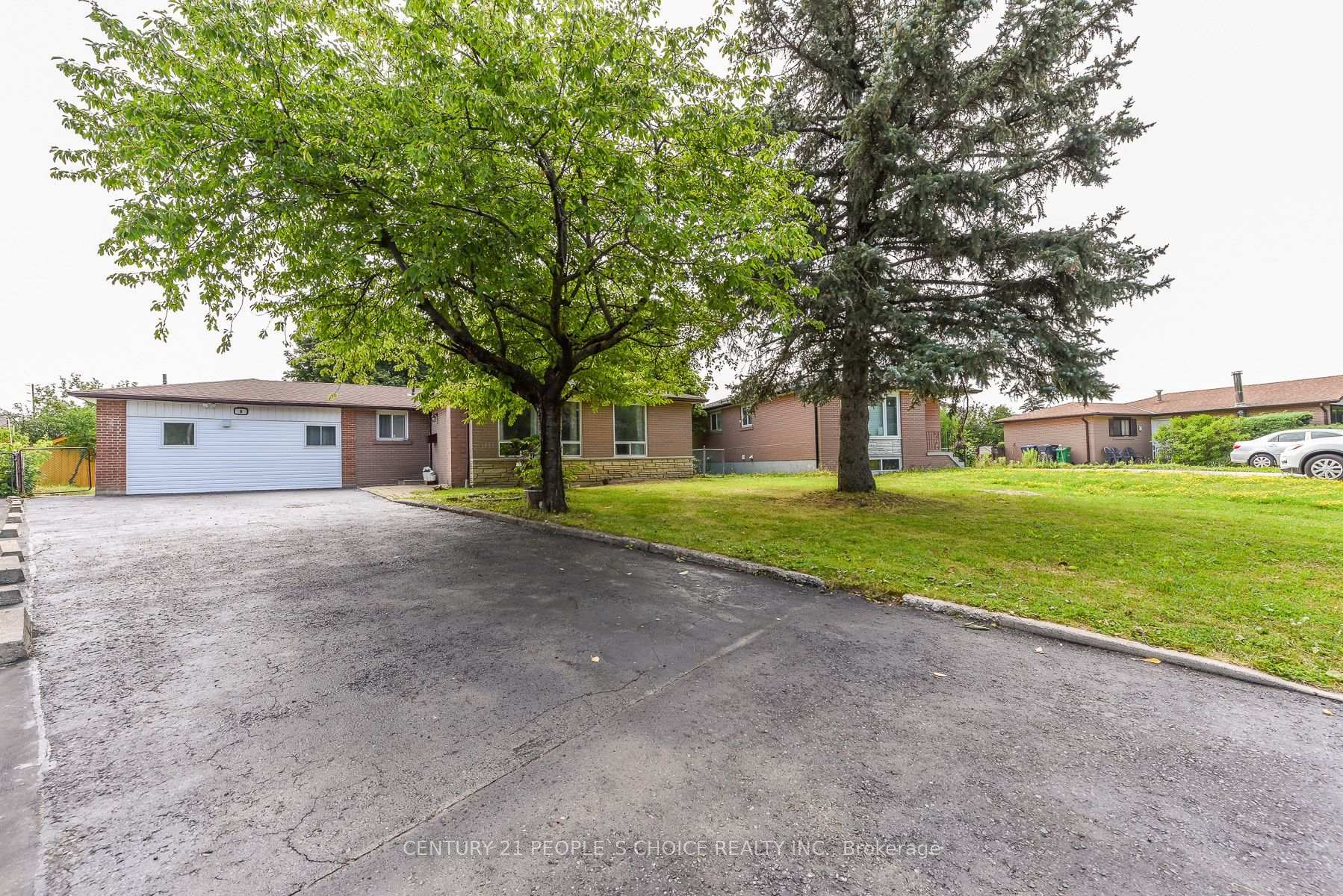 Front of 8 Fidelia Crescent