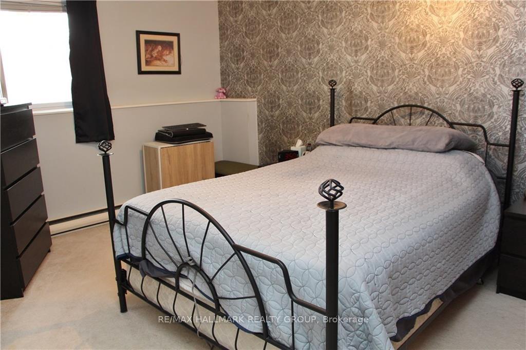 Photo 13 of Unit 4, 14 Sweetbriar Circle, Ottawa, Barrhaven - Pheasant Run — HOMEH