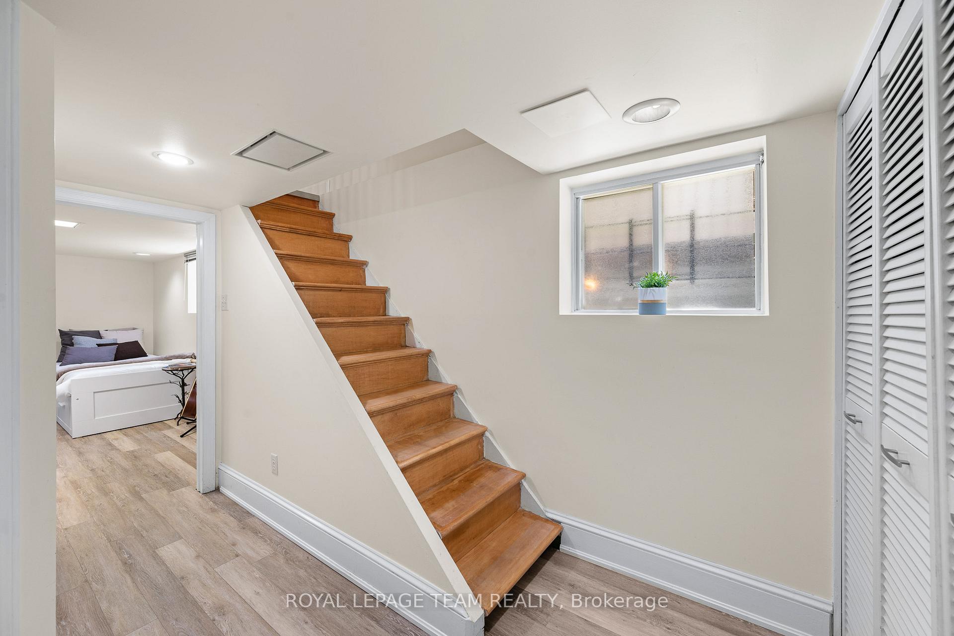 Photo 32 of 63 Gwynne Avenue, Ottawa, Civic Hospital — HOMEH