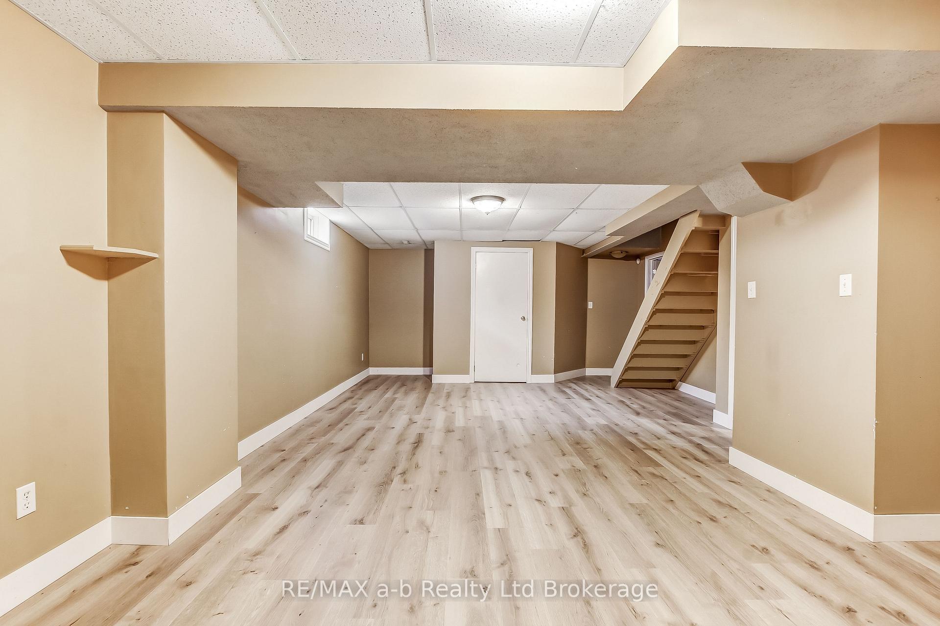 Photo 42 of 39 Primrose Drive, Tillsonburg — HOMEH