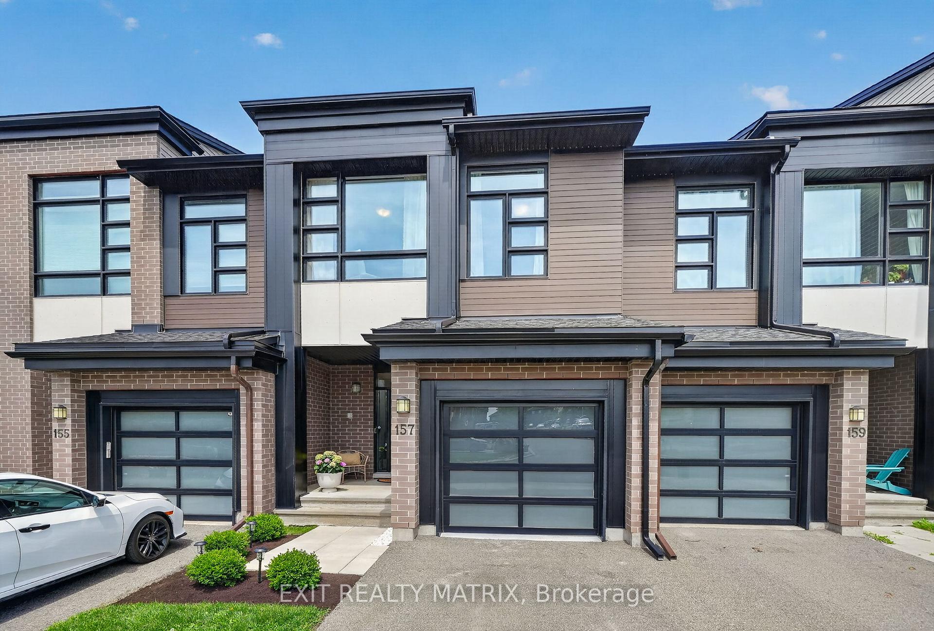 Photo 1 of 157 Longworth Avenue, Ottawa, Leitrim — HOMEH