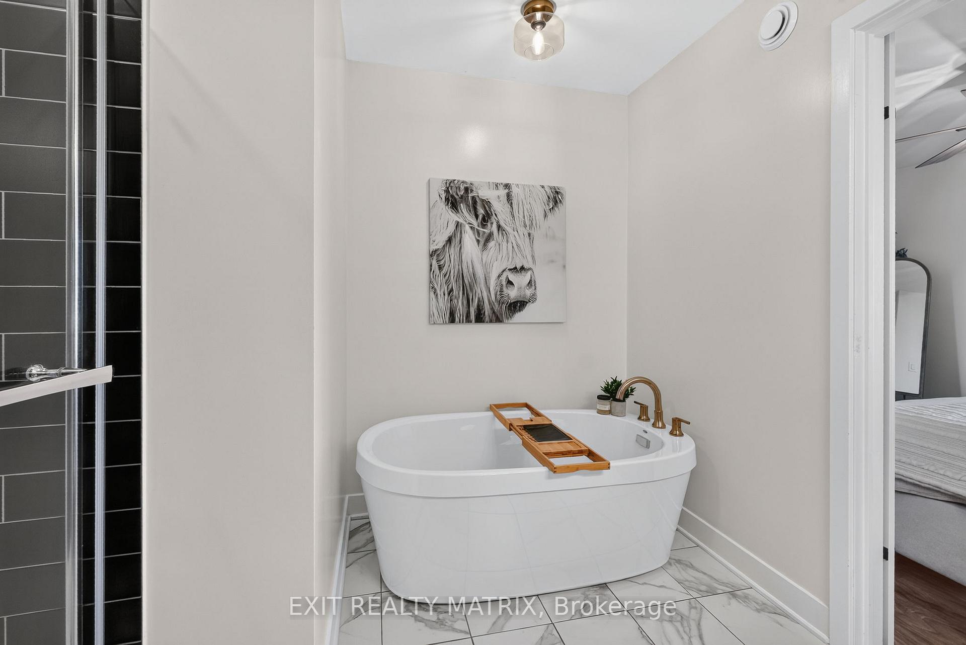 Photo 28 of 157 Longworth Avenue, Ottawa, Leitrim — HOMEH