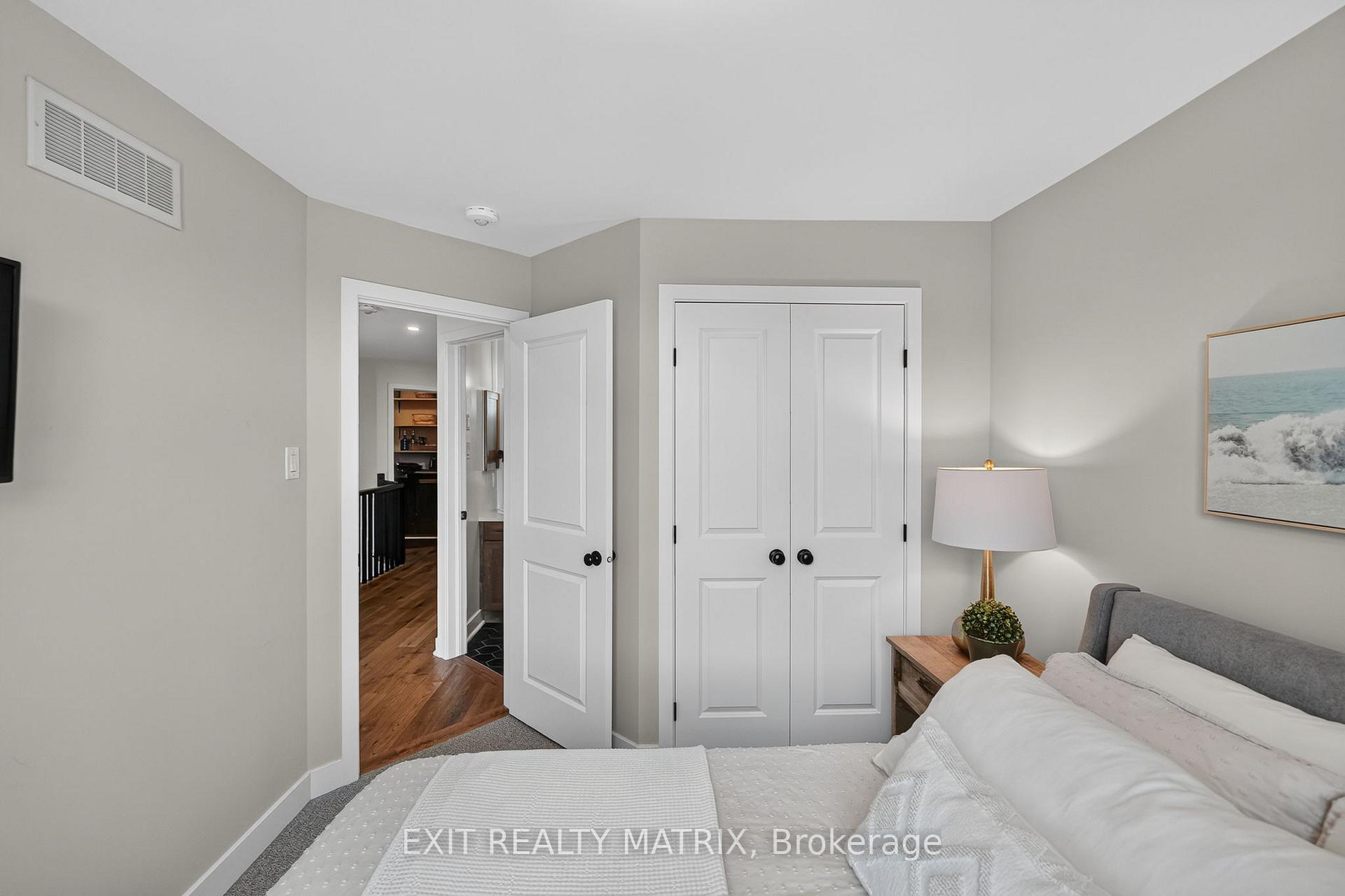 Photo 33 of 157 Longworth Avenue, Ottawa, Leitrim — HOMEH