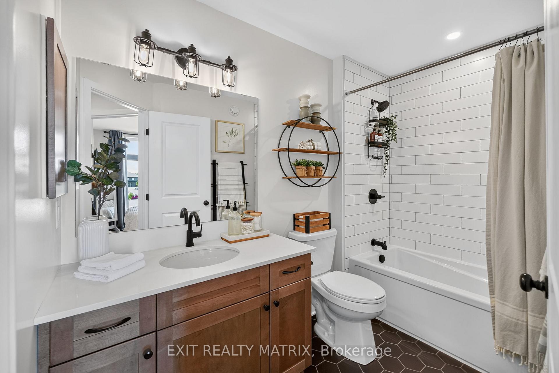 Photo 35 of 157 Longworth Avenue, Ottawa, Leitrim — HOMEH