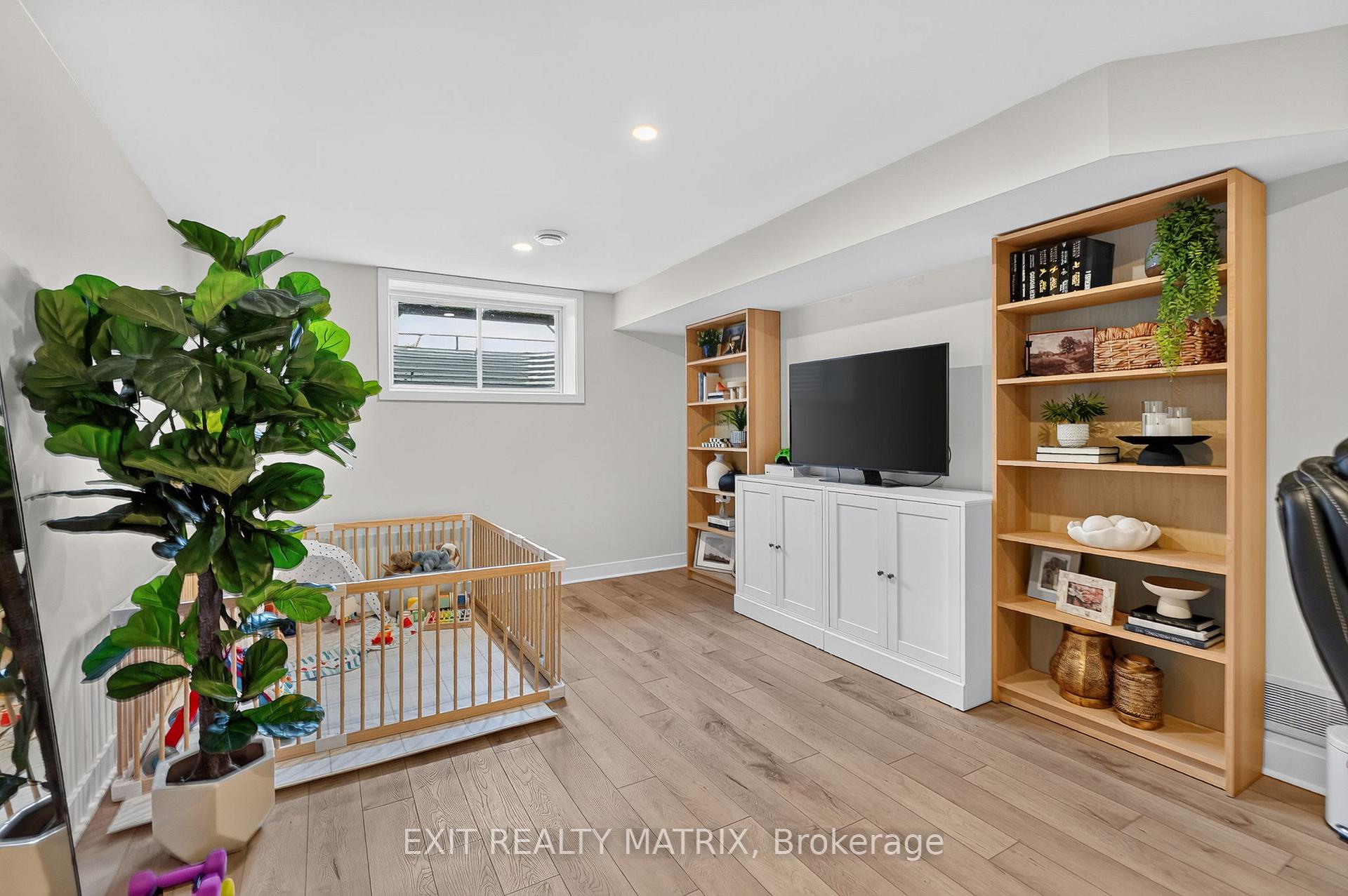 Photo 38 of 157 Longworth Avenue, Ottawa, Leitrim — HOMEH