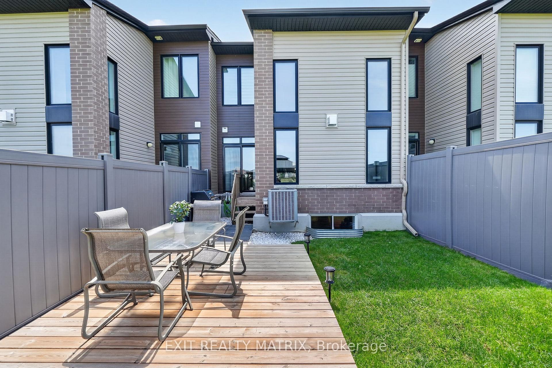 Photo 41 of 157 Longworth Avenue, Ottawa, Leitrim — HOMEH