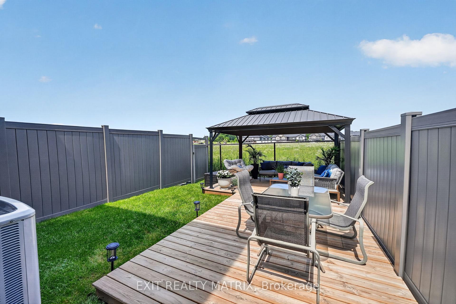 Photo 42 of 157 Longworth Avenue, Ottawa, Leitrim — HOMEH
