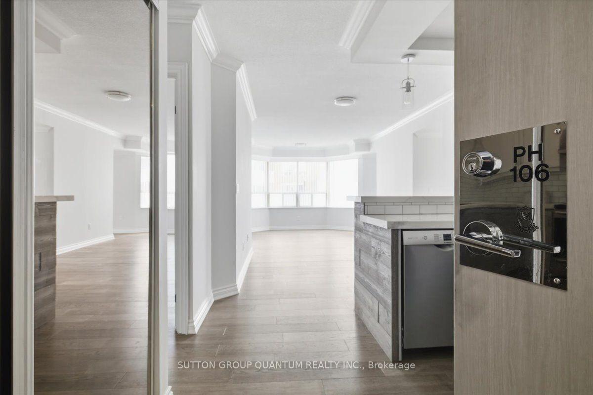 Photo 8 of Unit PH106, 335 Webb Drive, Mississauga, City Centre — HOMEH