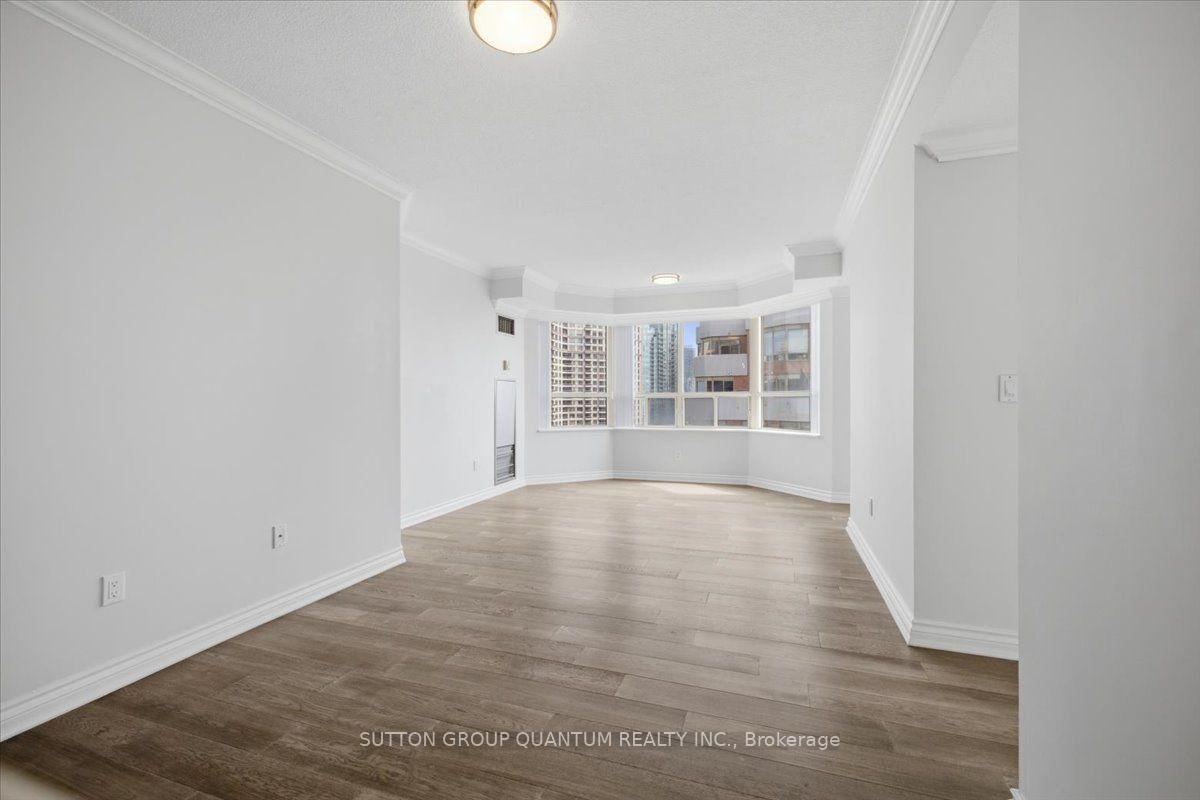 Photo 14 of Unit PH106, 335 Webb Drive, Mississauga, City Centre — HOMEH