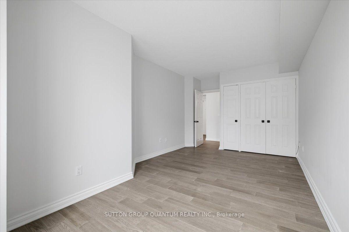 Photo 32 of Unit PH106, 335 Webb Drive, Mississauga, City Centre — HOMEH