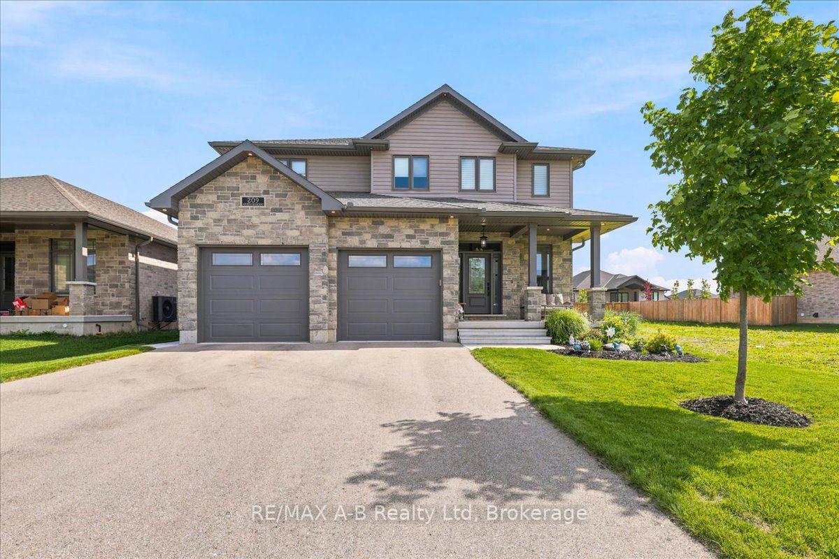 Photo 1 of 209 Arden Crescent, West Perth, Mitchell — HOMEH