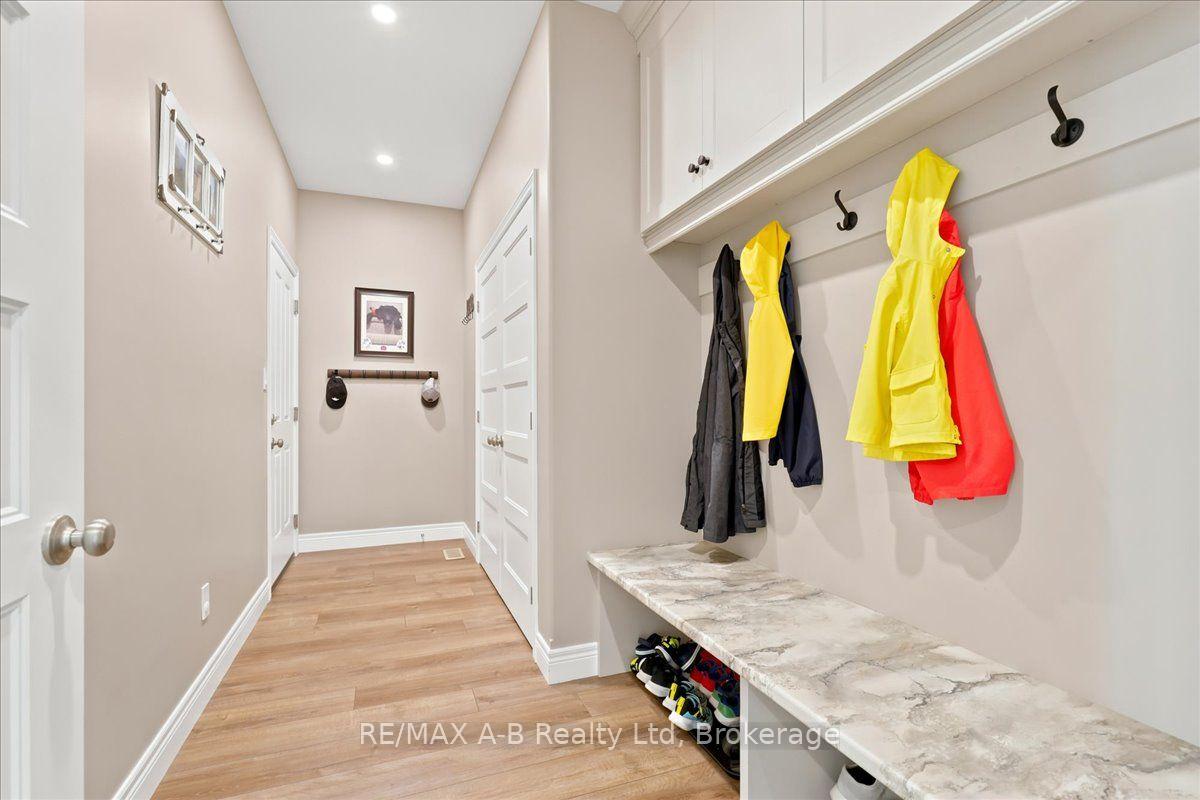 Photo 9 of 209 Arden Crescent, West Perth, Mitchell — HOMEH