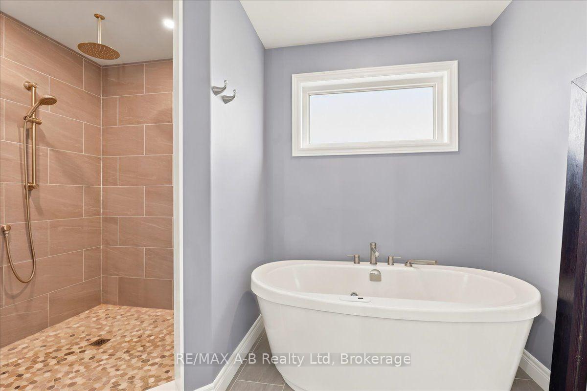 Photo 28 of 209 Arden Crescent, West Perth, Mitchell — HOMEH