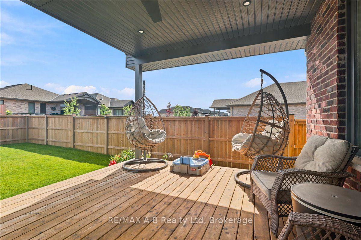 Photo 45 of 209 Arden Crescent, West Perth, Mitchell — HOMEH