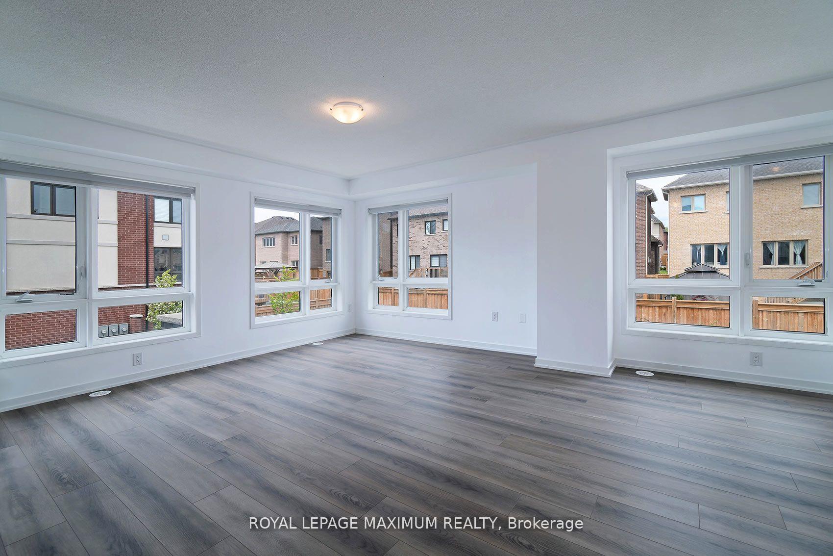 Photo 8 of 1383 Brandenton Path, Oshawa, Pinecrest — HOMEH