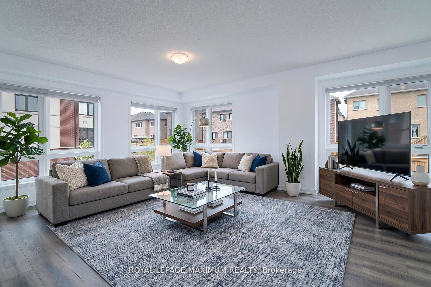 Photo 9 of 1383 Brandenton Path, Oshawa, Pinecrest — HOMEH