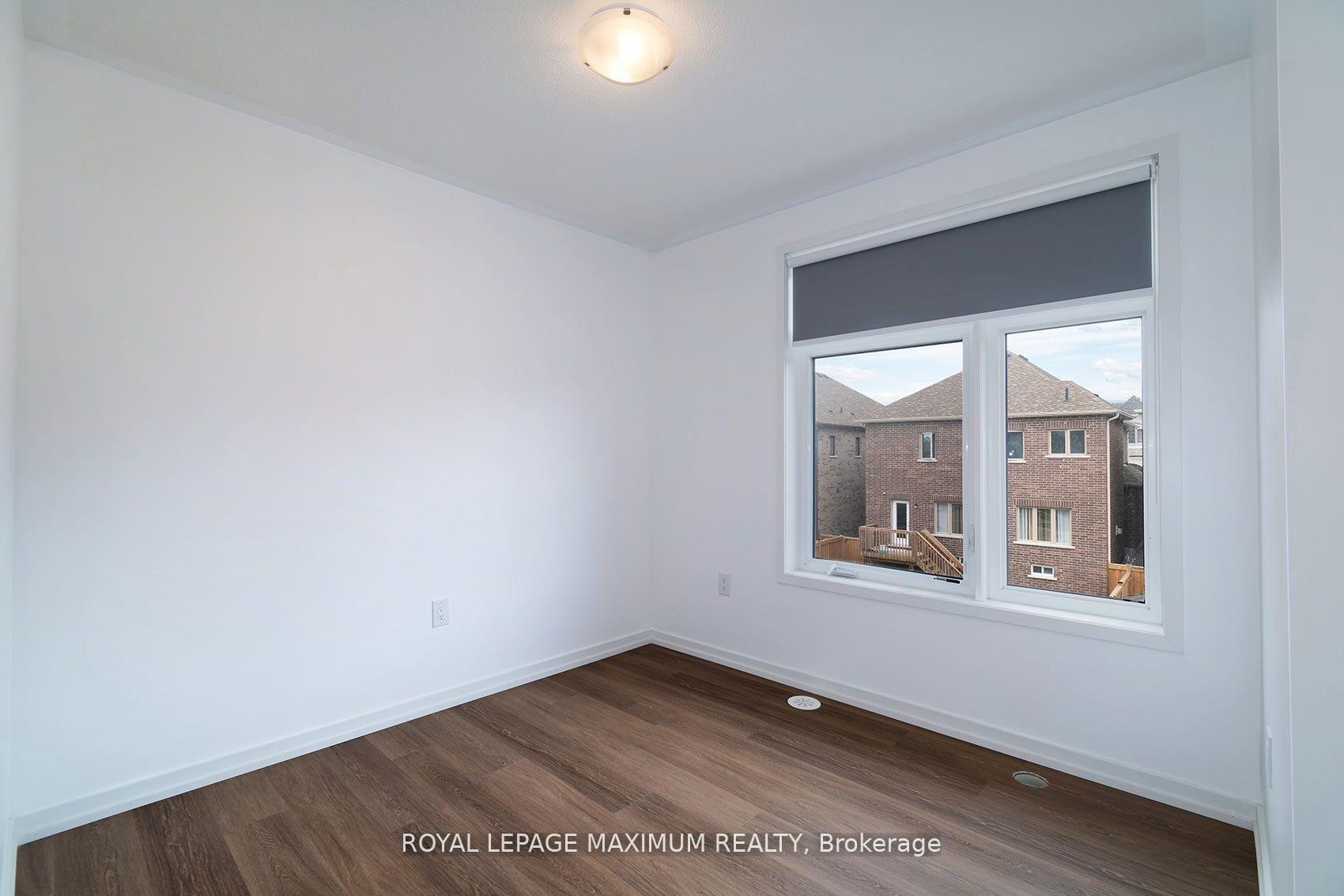Photo 28 of 1383 Brandenton Path, Oshawa, Pinecrest — HOMEH