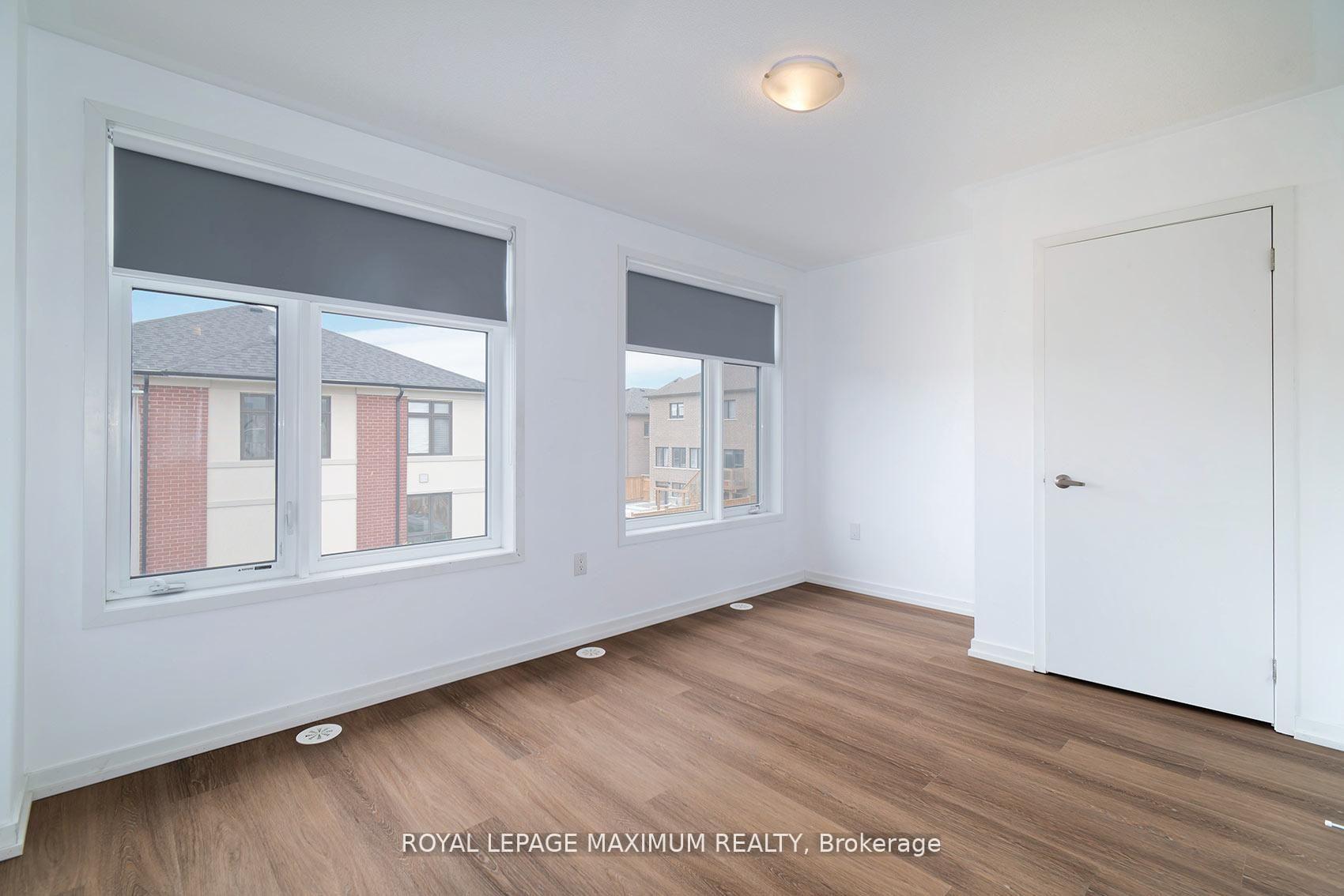 Photo 31 of 1383 Brandenton Path, Oshawa, Pinecrest — HOMEH