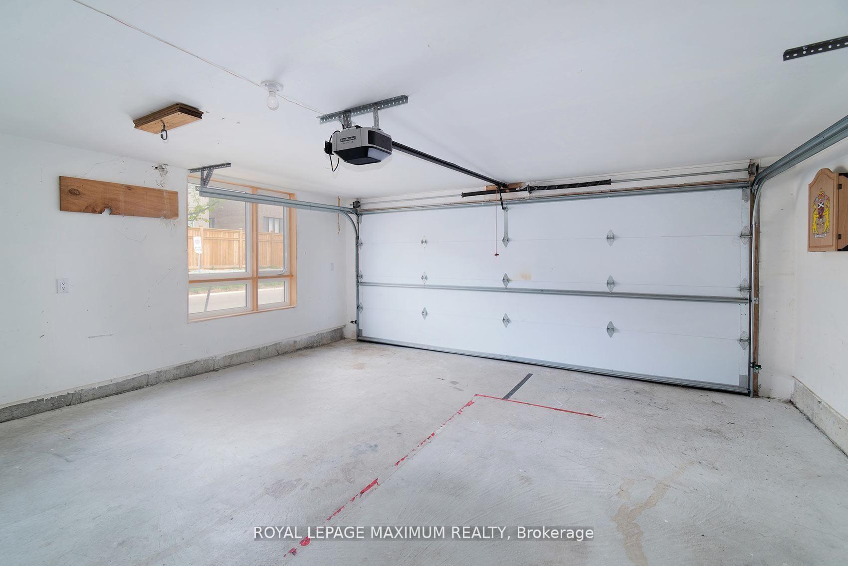 Photo 41 of 1383 Brandenton Path, Oshawa, Pinecrest — HOMEH