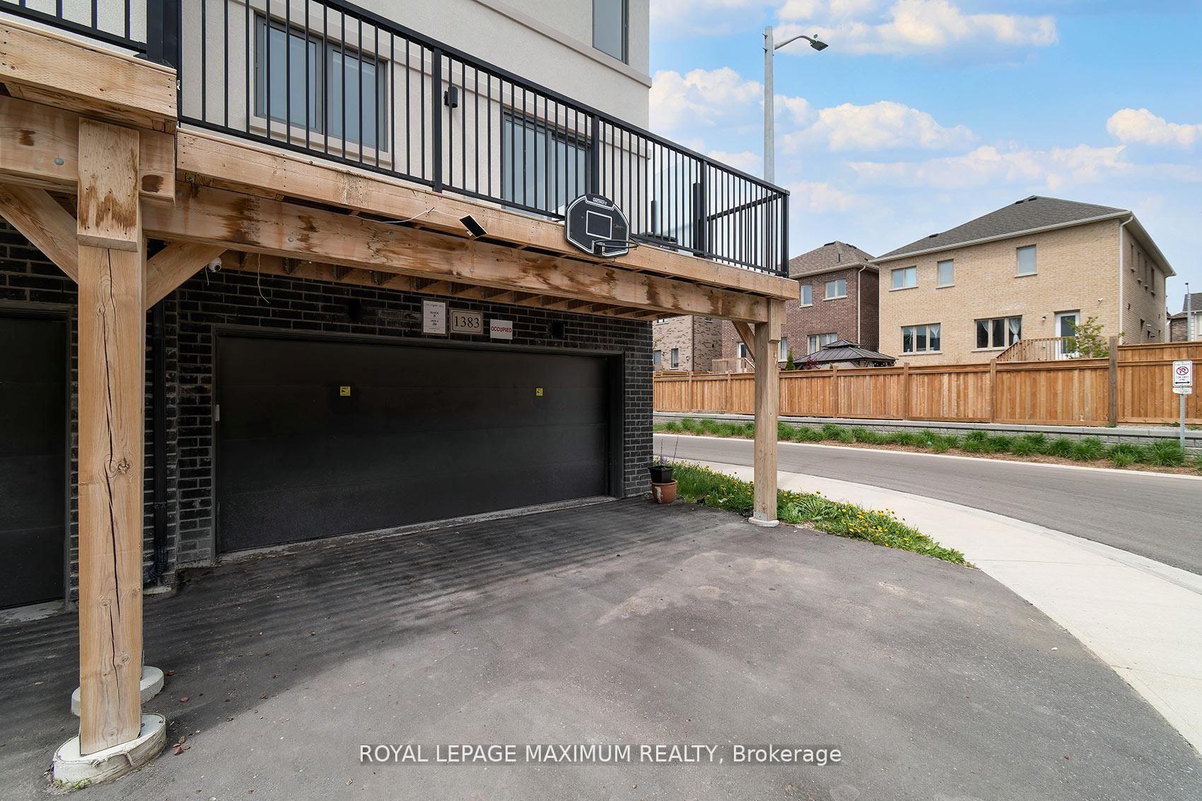 Photo 43 of 1383 Brandenton Path, Oshawa, Pinecrest — HOMEH