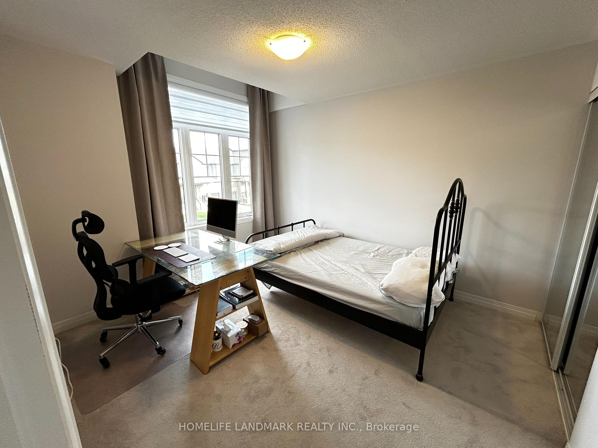 Photo 16 of 88 Freedom Crescent, Hamilton, Airport Employment Area — HOMEH