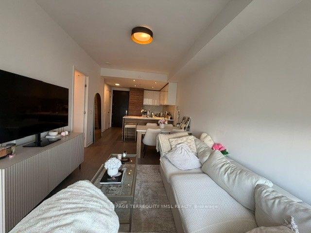 Photo 10 of Unit 3215, 488 University Avenue, Toronto, Kensington-Chinatown — HOMEH