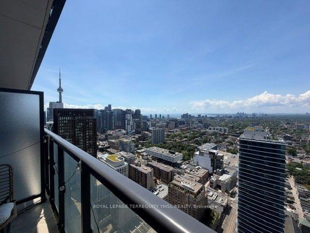 Photo 13 of Unit 3215, 488 University Avenue, Toronto, Kensington-Chinatown — HOMEH