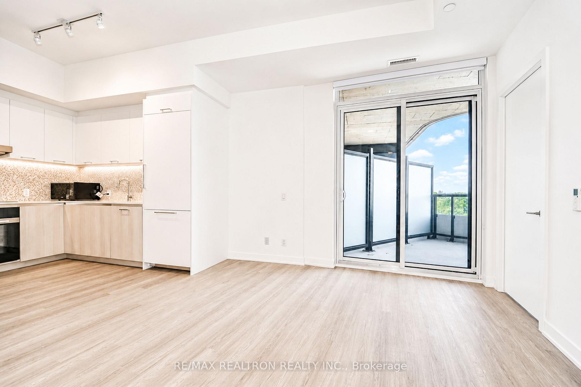 Photo 11 of Unit 627, 8188 Yonge Street, Vaughan, Uplands — HOMEH