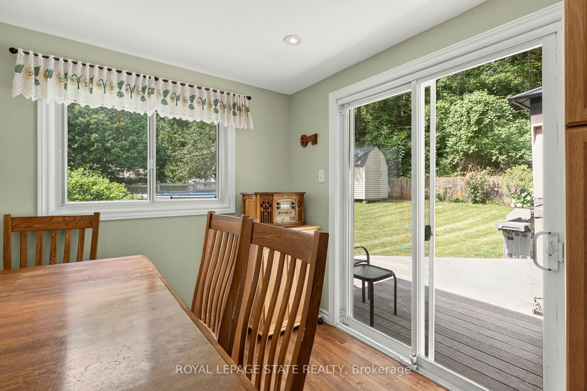 Photo 22 of 47 Witherspoon Street, Hamilton, Dundas — HOMEH