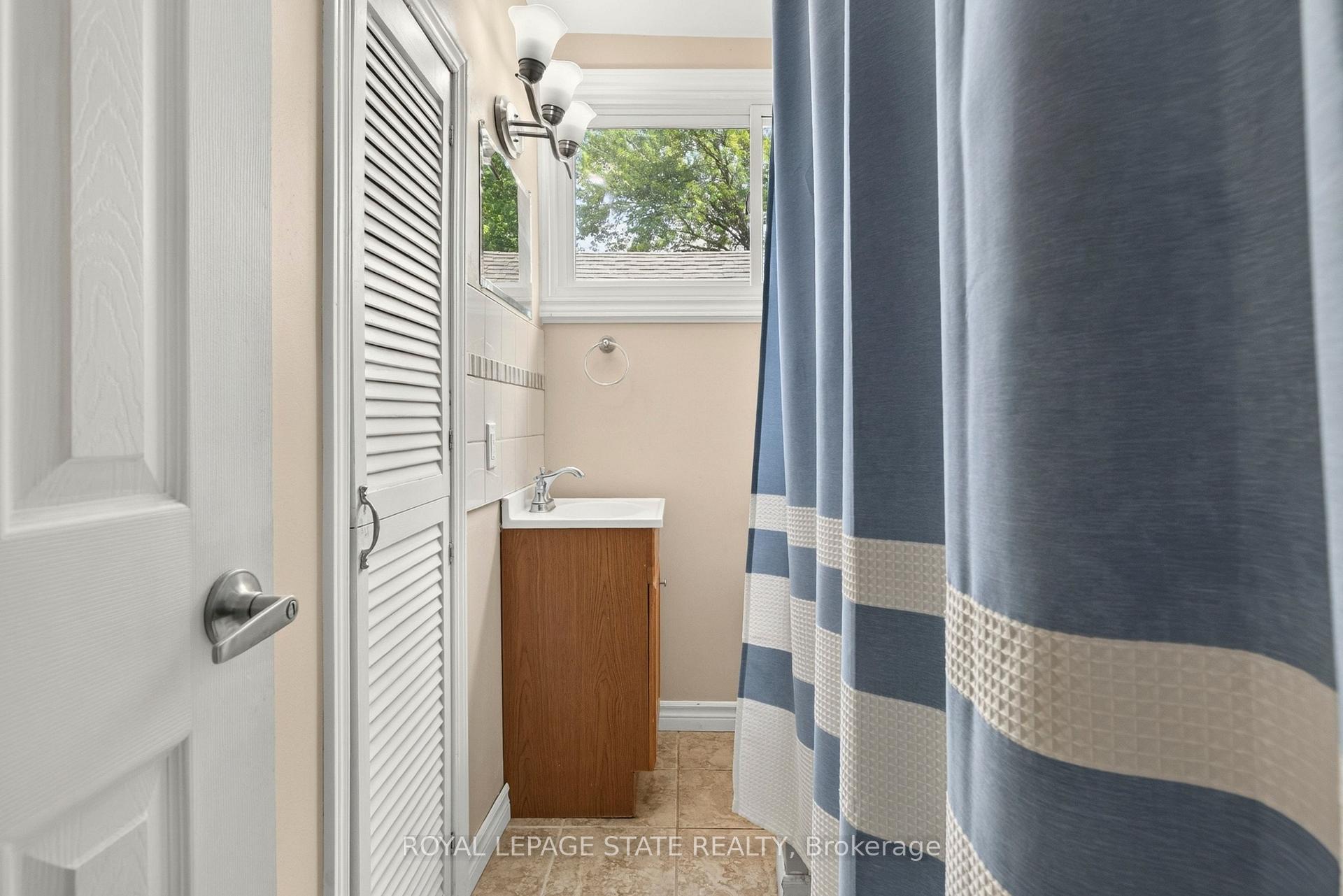 Photo 33 of 47 Witherspoon Street, Hamilton, Dundas — HOMEH