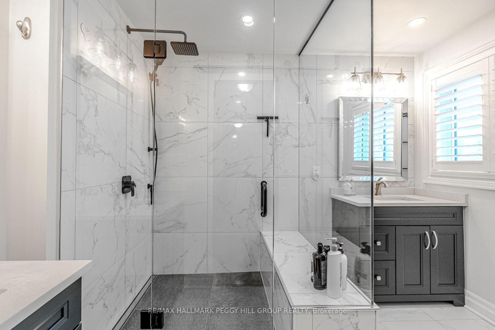 Photo 10 of 35 Benjamin Lane, Barrie, Painswick South — HOMEH