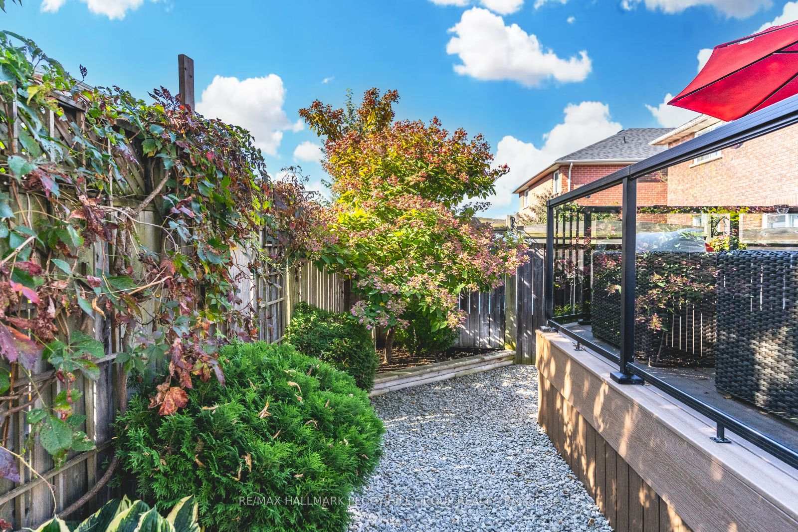 Photo 26 of 35 Benjamin Lane, Barrie, Painswick South — HOMEH