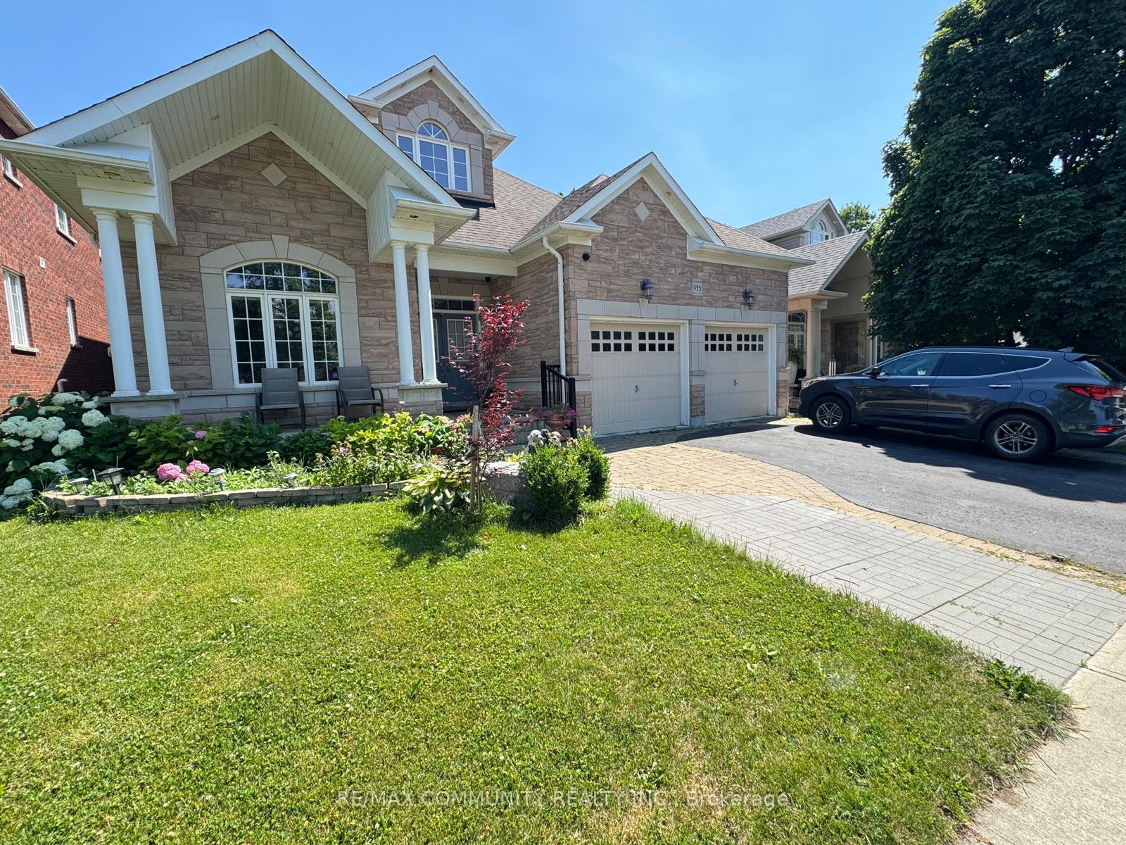 Photo 1 of 933 Red Deer Avenue, Oshawa, Taunton — HOMEH