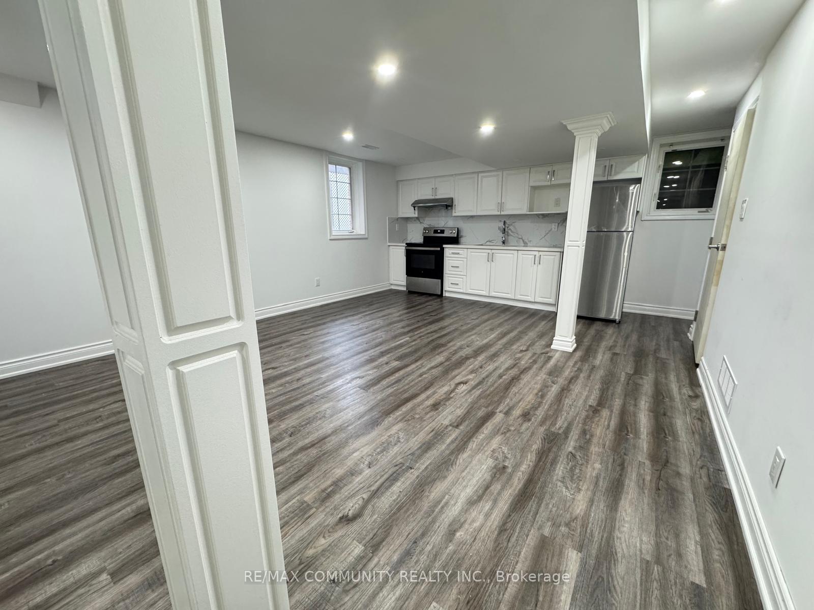 Photo 14 of 933 Red Deer Avenue, Oshawa, Taunton — HOMEH