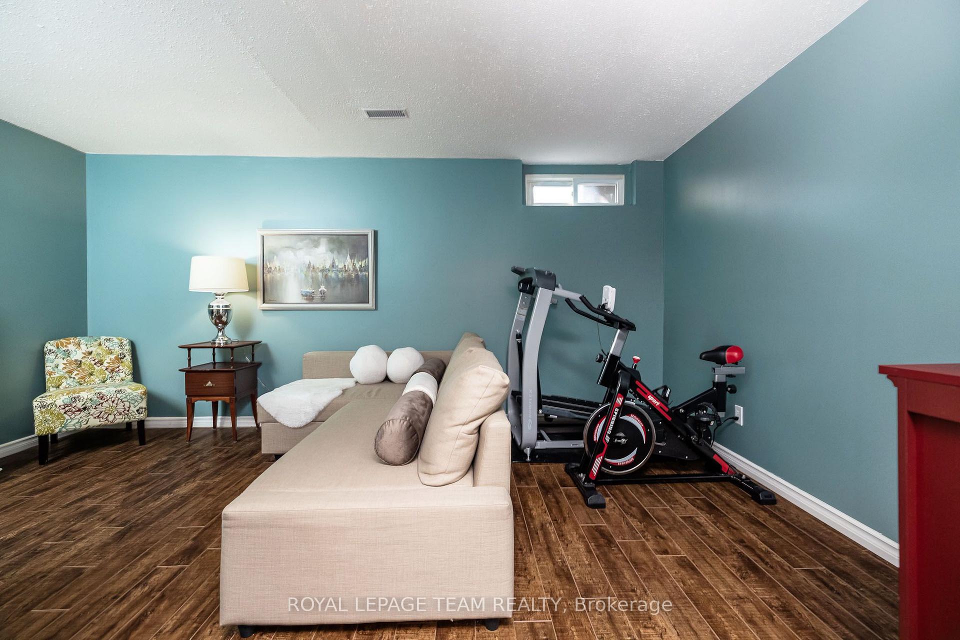 Photo 20 of 126 McClintock Way, Ottawa, Kanata - Katimavik — HOMEH