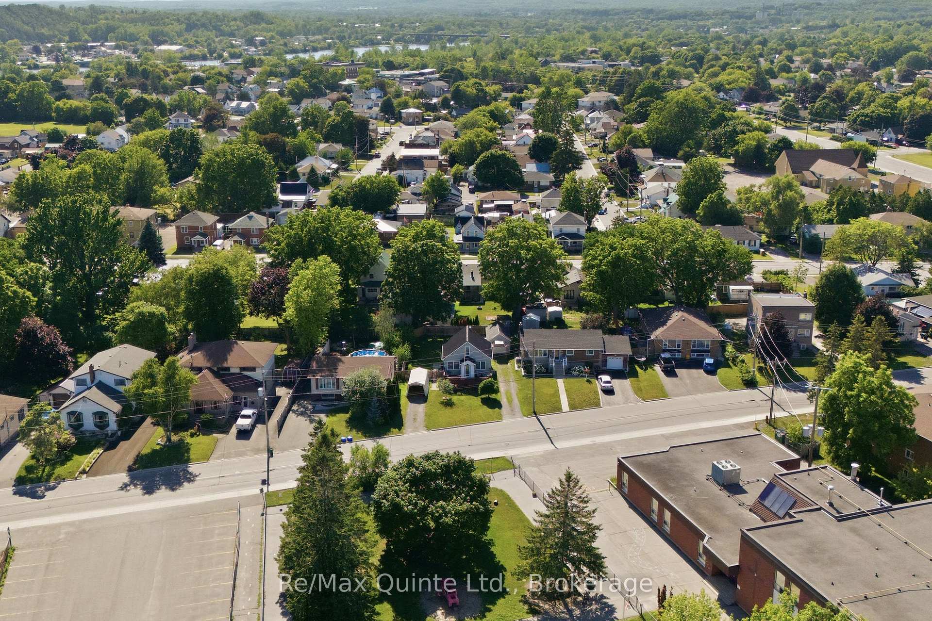 Photo 3 of 84 Campbell Street, Quinte West, Trenton Ward — HOMEH
