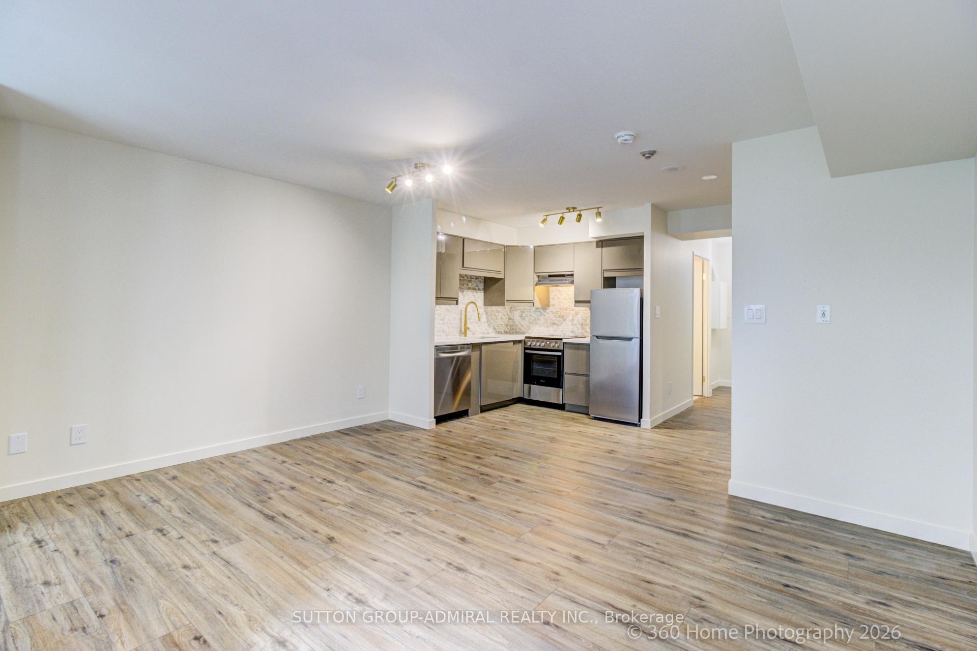 Photo 11 of Unit 501, 43 Eglinton Avenue E, Toronto, Mount Pleasant West — HOMEH