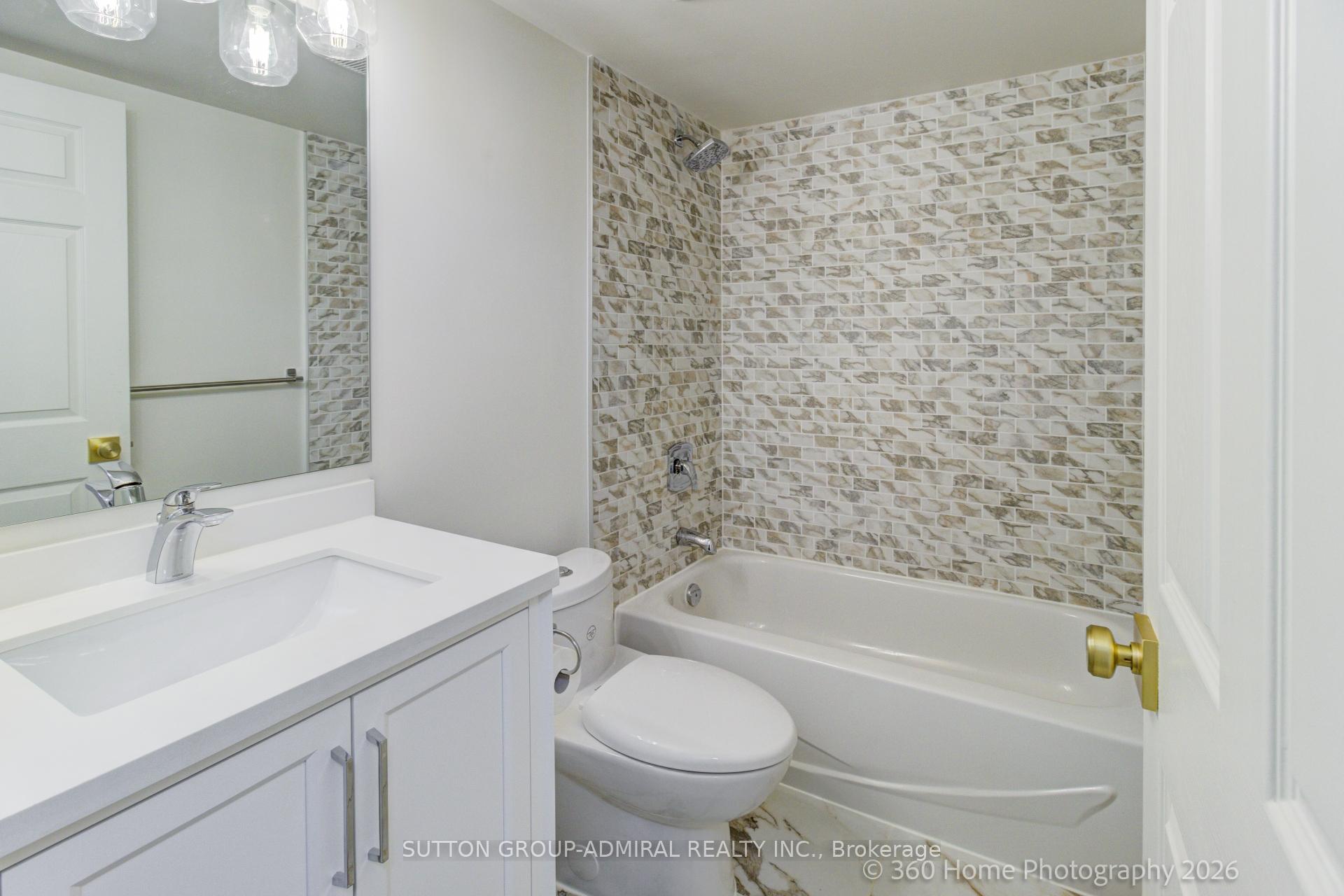 Photo 17 of Unit 501, 43 Eglinton Avenue E, Toronto, Mount Pleasant West — HOMEH