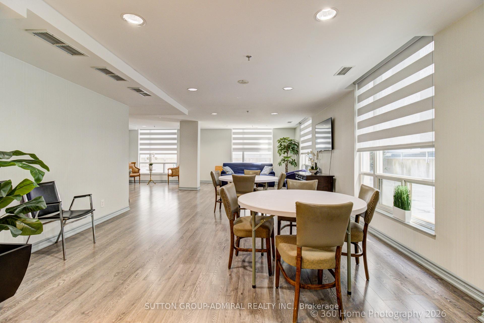 Photo 25 of Unit 501, 43 Eglinton Avenue E, Toronto, Mount Pleasant West — HOMEH