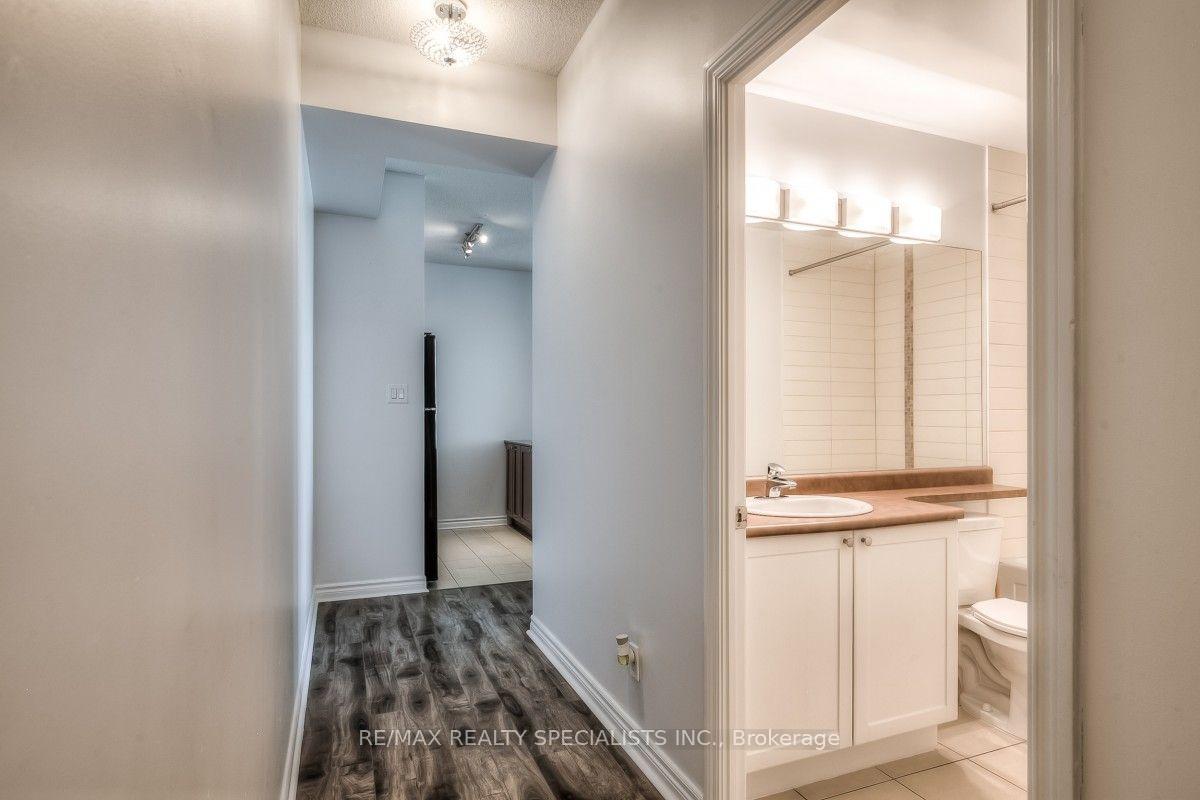 Photo 16 of Unit 1009, 3525 Kariya Drive, Mississauga, City Centre — HOMEH