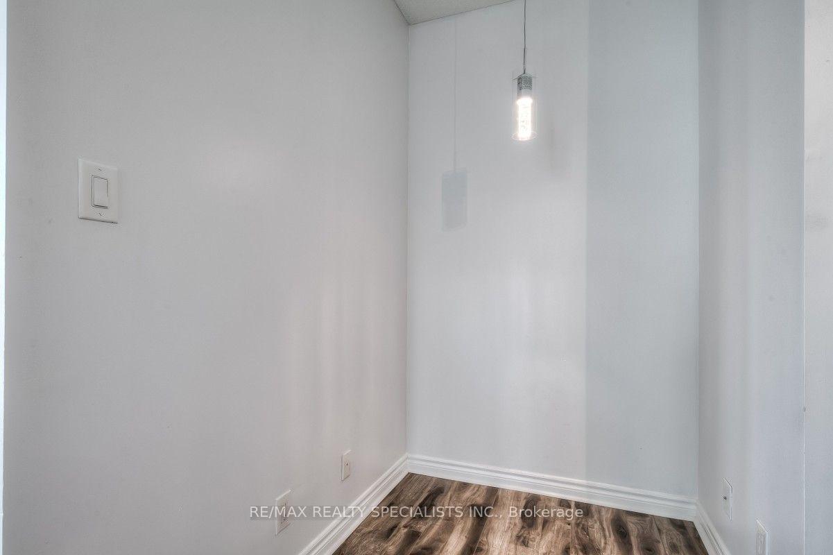 Photo 18 of Unit 1009, 3525 Kariya Drive, Mississauga, City Centre — HOMEH