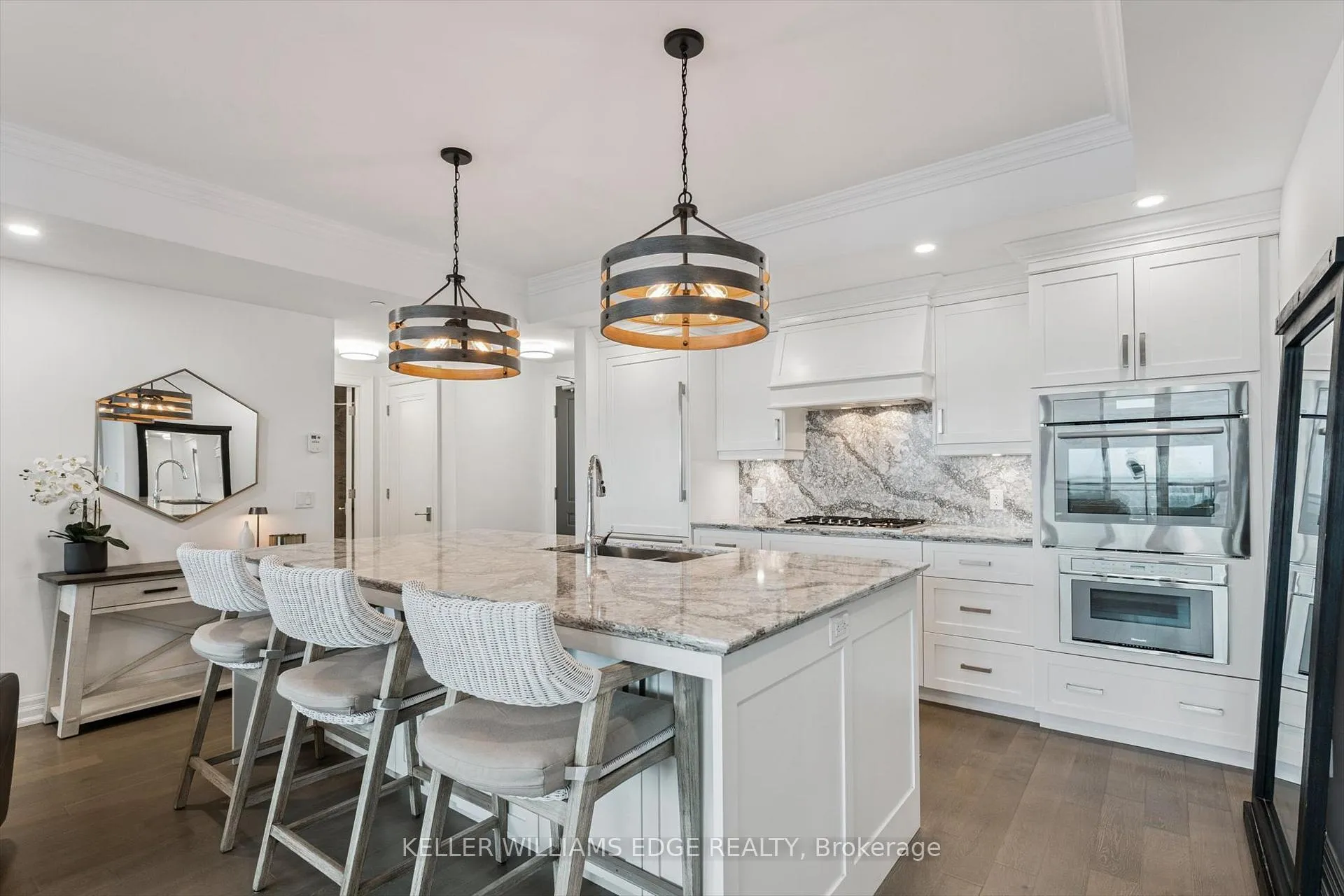 Photo 9 of Unit 1603, 2060 Lakeshore Road, Burlington, Brant — HOMEH