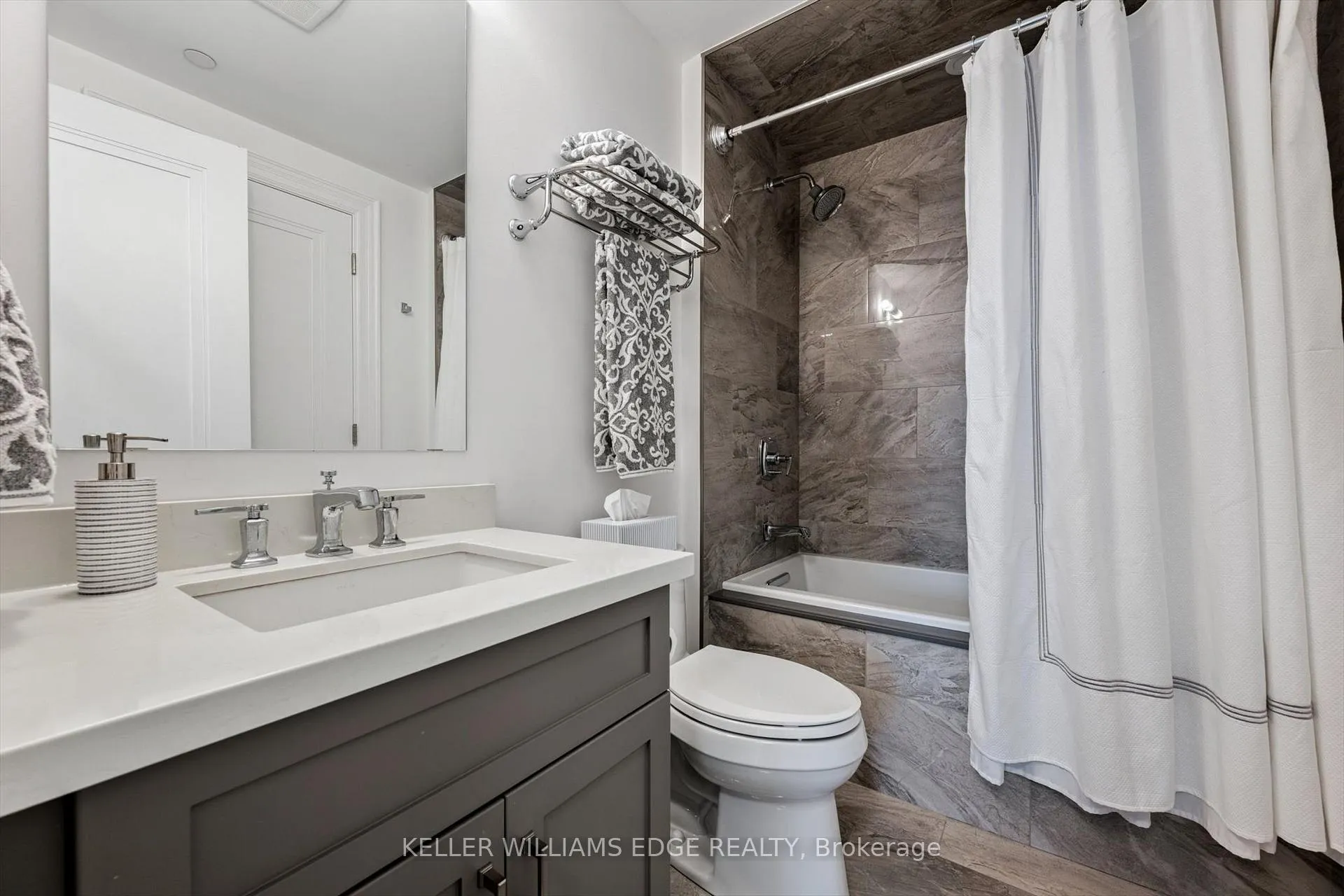 Photo 22 of Unit 1603, 2060 Lakeshore Road, Burlington, Brant — HOMEH