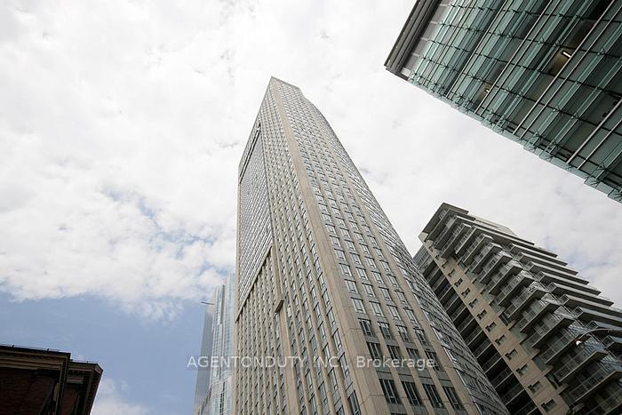 Front of Unit 4009, 210 Victoria Street