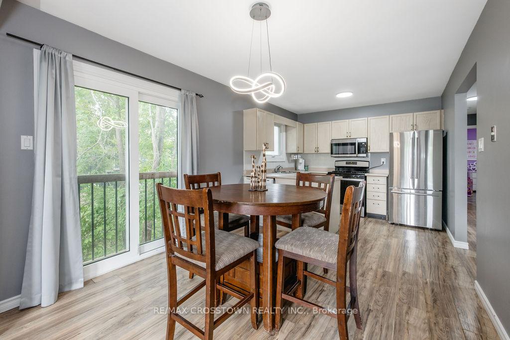 Photo 6 of 2237 25th Side Road, Innisfil, Alcona — HOMEH