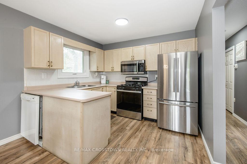 Photo 8 of 2237 25th Side Road, Innisfil, Alcona — HOMEH