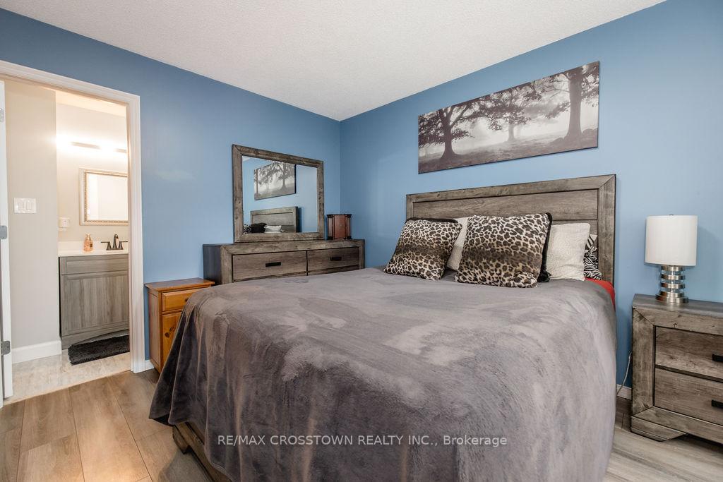 Photo 14 of 2237 25th Side Road, Innisfil, Alcona — HOMEH