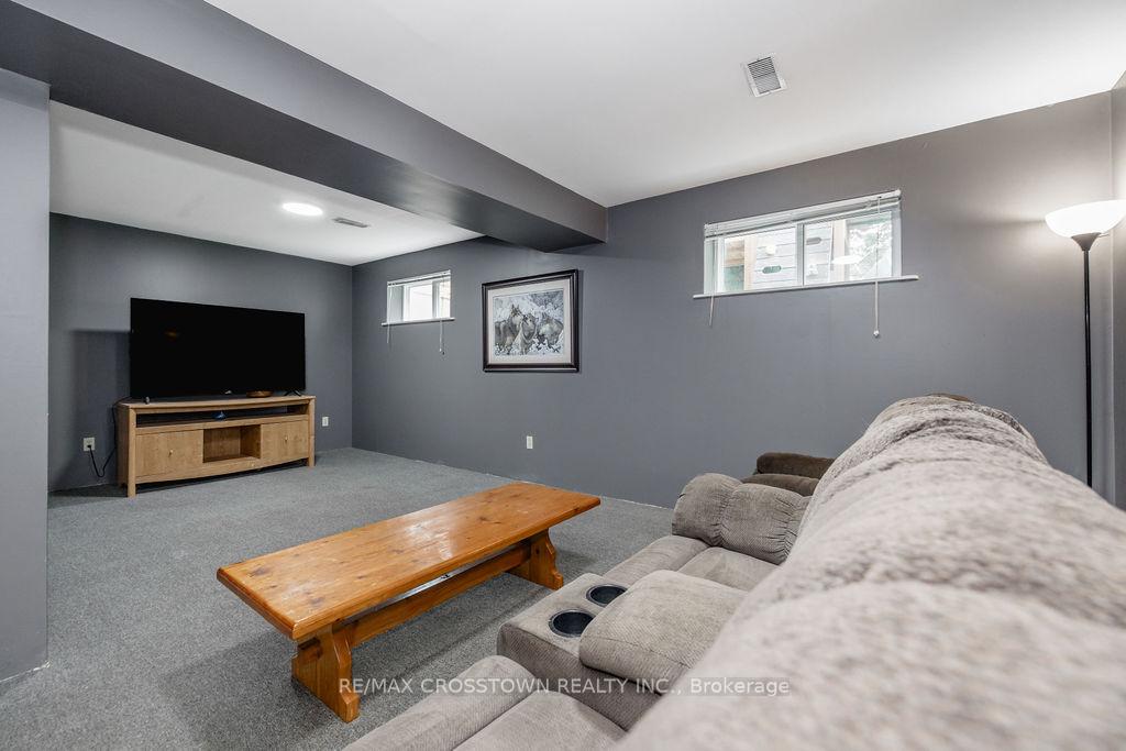 Photo 20 of 2237 25th Side Road, Innisfil, Alcona — HOMEH