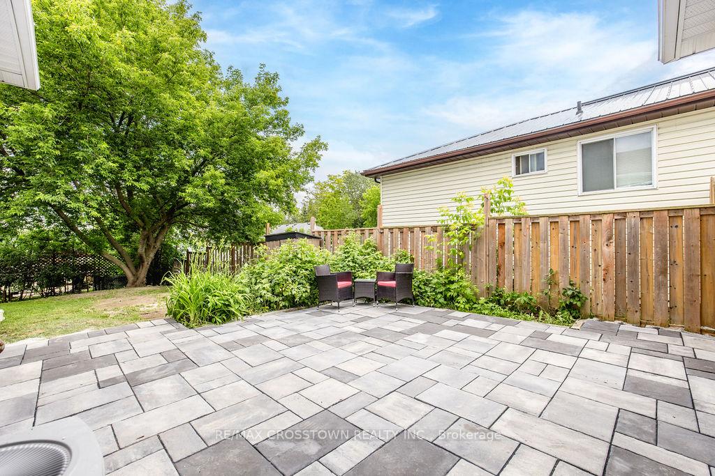 Photo 23 of 2237 25th Side Road, Innisfil, Alcona — HOMEH