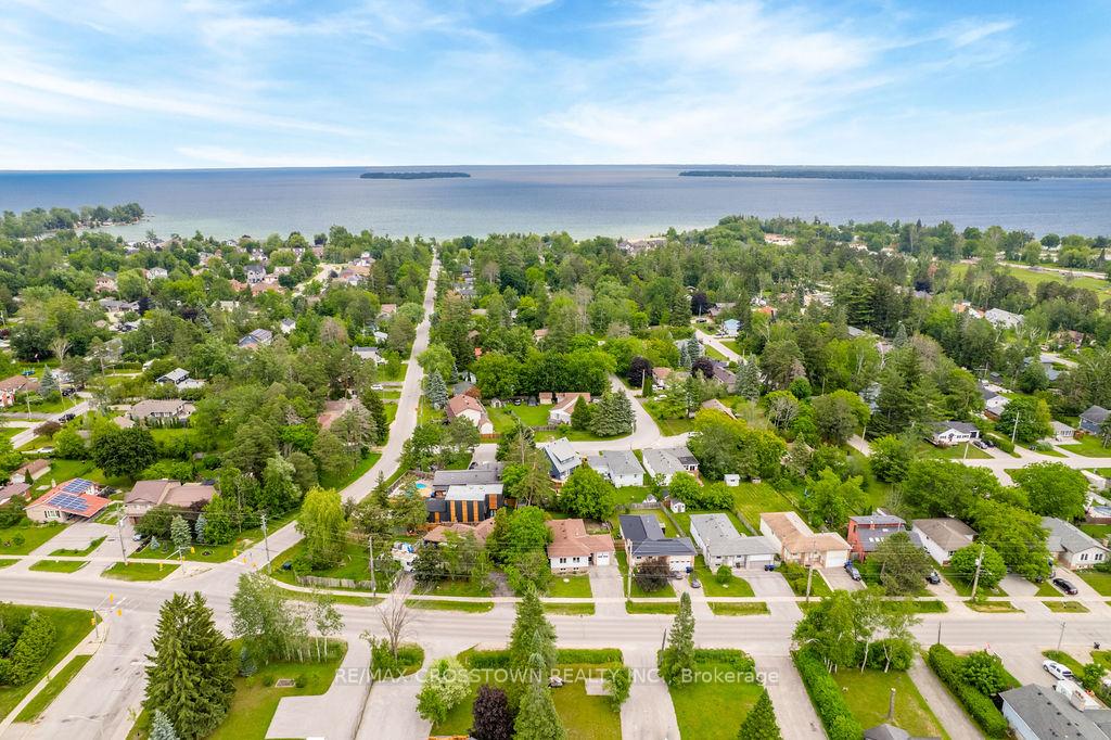 Photo 26 of 2237 25th Side Road, Innisfil, Alcona — HOMEH